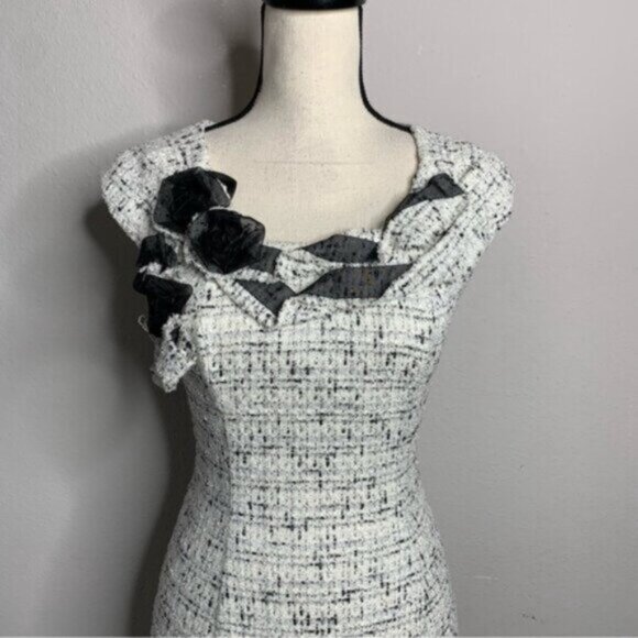 Kay Unger Tweed Sleeveless Floral Appliqué and Ruffle Neckline Sheath Dress - Picture 9 of 16